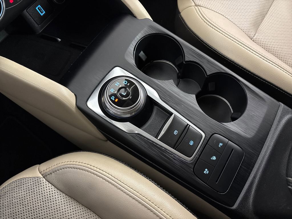 Certified 2020 Ford Escape Titanium FWD image 27