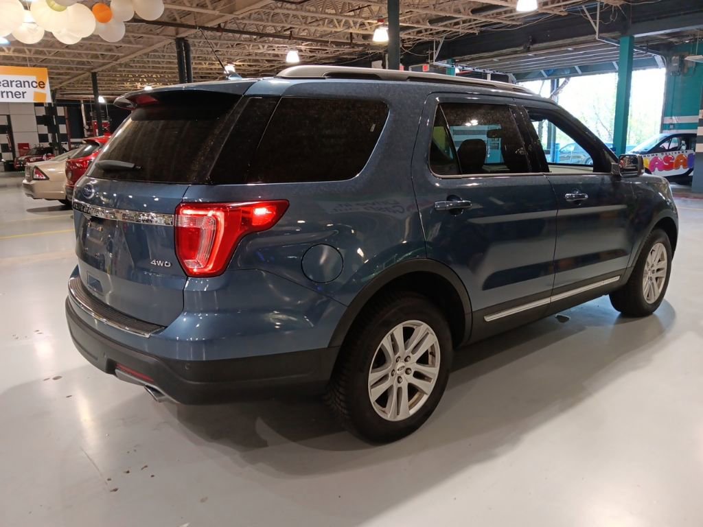 Certified 2018 Ford Explorer XLT w/ Equipment Group 201A image 6