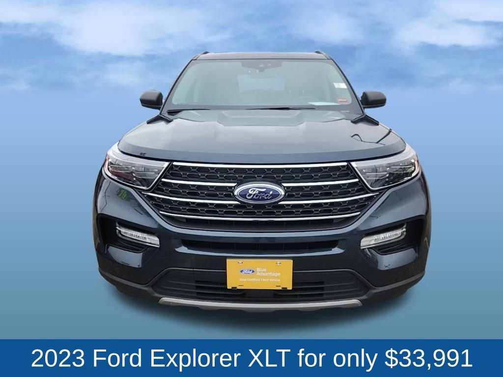 Certified 2023 Ford Explorer XLT w/ Equipment Group 202A image 8