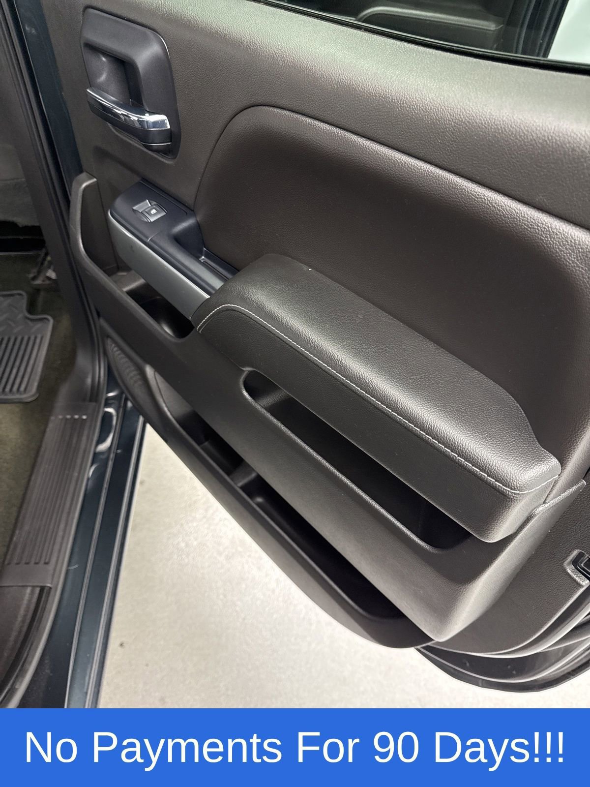 Used 2018 Chevrolet Silverado 1500 LT w/ LT Eassist Package image 36