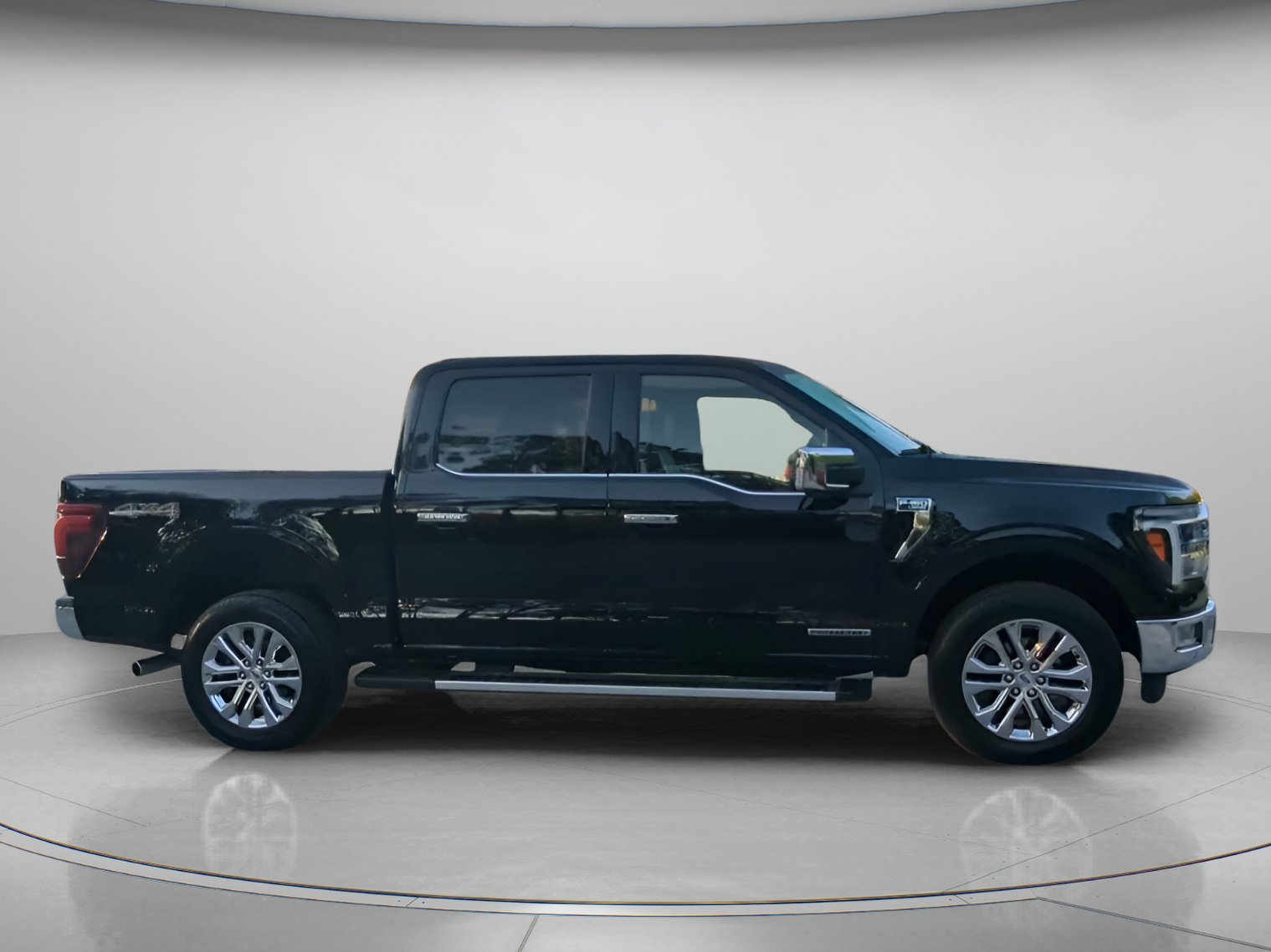 Certified 2024 Ford F150 Lariat w/ Equipment Group 502A High AWD/4WD image 32