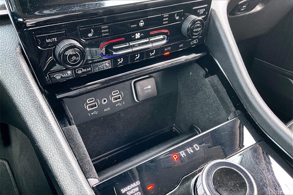 Used 2022 Jeep Grand Cherokee L Limited image 33