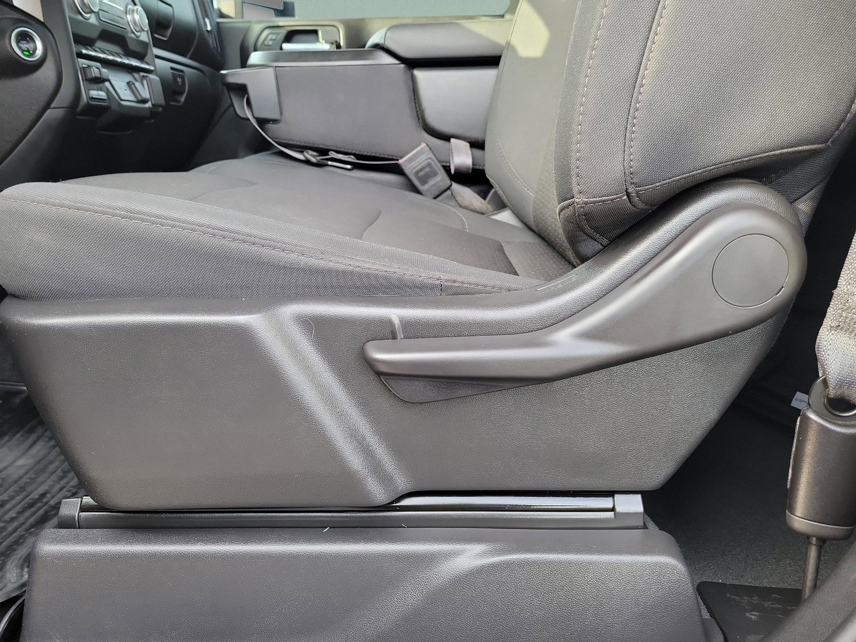 Used 2025 GMC Sierra 3500 Pro w/ 1SA Pro Safety Plus Package AWD/4WD image 9