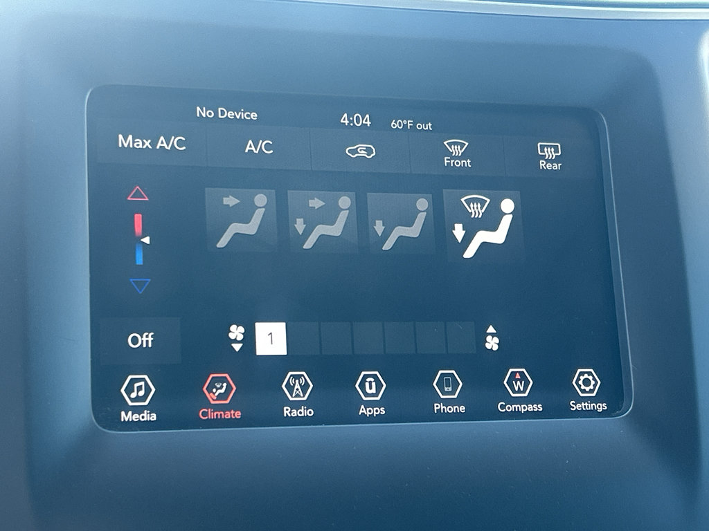 Used 2019 Jeep Cherokee Latitude w/ Popular Appearance Group AWD/4WD image 24