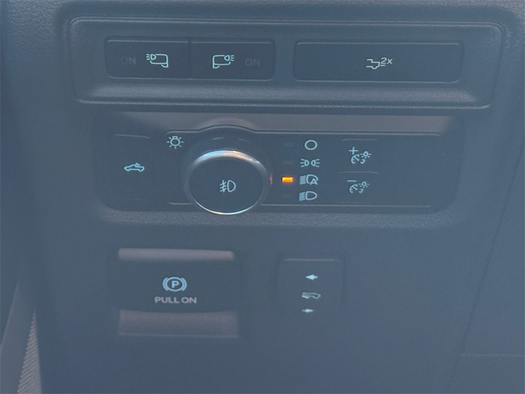 Certified 2023 Ford F150 Lariat w/ Equipment Group 502A High image 23