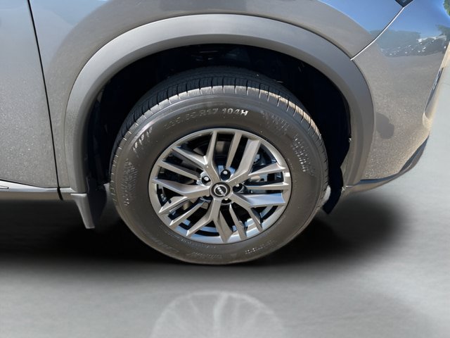 Used 2026 Nissan Rogue S AWD/4WD image 24