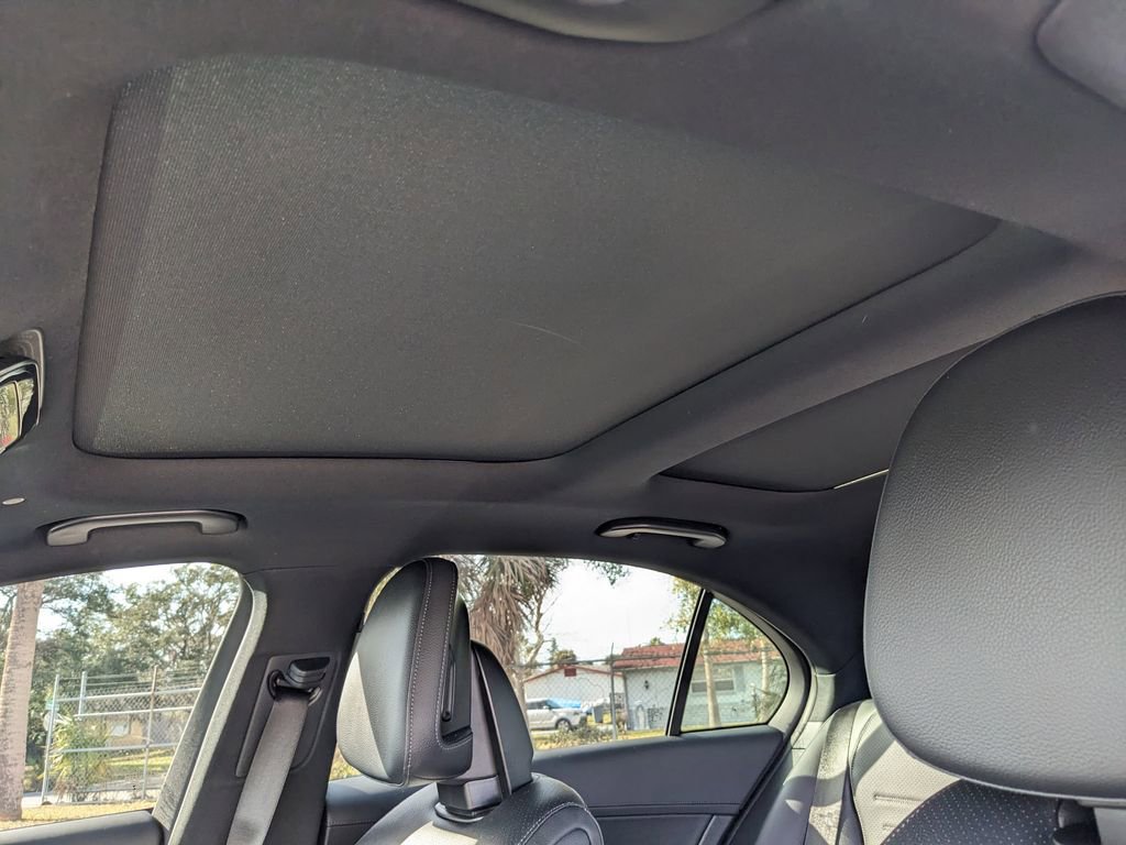 Used 2022 Mercedes-Benz C 300 Sedan image 19