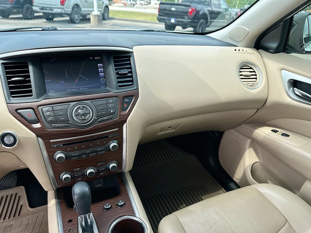 Used 2018 Nissan Pathfinder Platinum FWD image 20