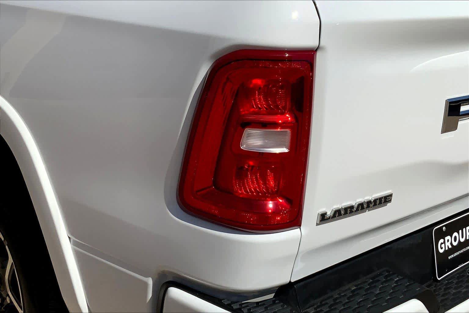Used 2025 RAM 1500 Laramie w/ Laramie Southwest Edition AWD/4WD image 28