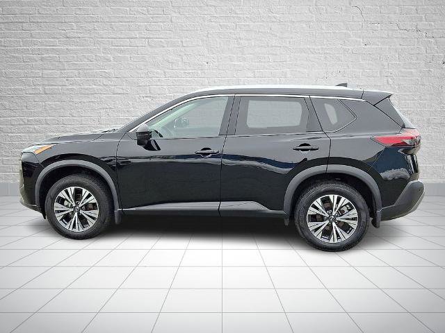 Used 2023 Nissan Rogue SV w/ SV Premium Package image 2