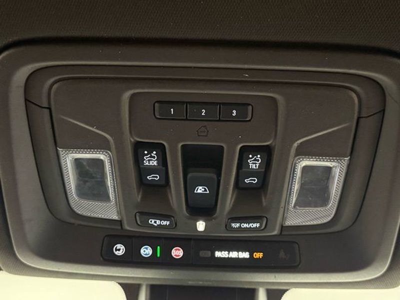 Used 2021 GMC Sierra 3500 Denali w/ Denali Ultimate Package image 33