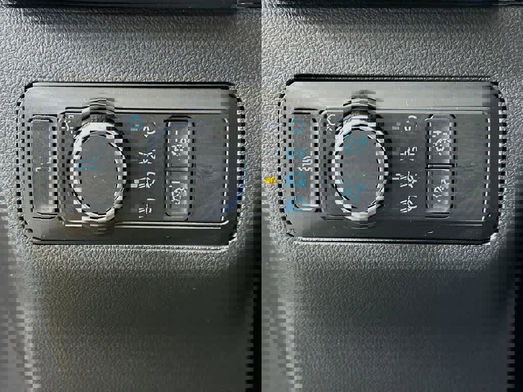 Certified 2022 Ford Escape SE w/ Convenience Package image 25