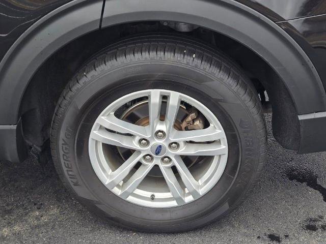 Certified 2023 Ford Explorer XLT w/ Equipment Group 202A AWD/4WD image 16