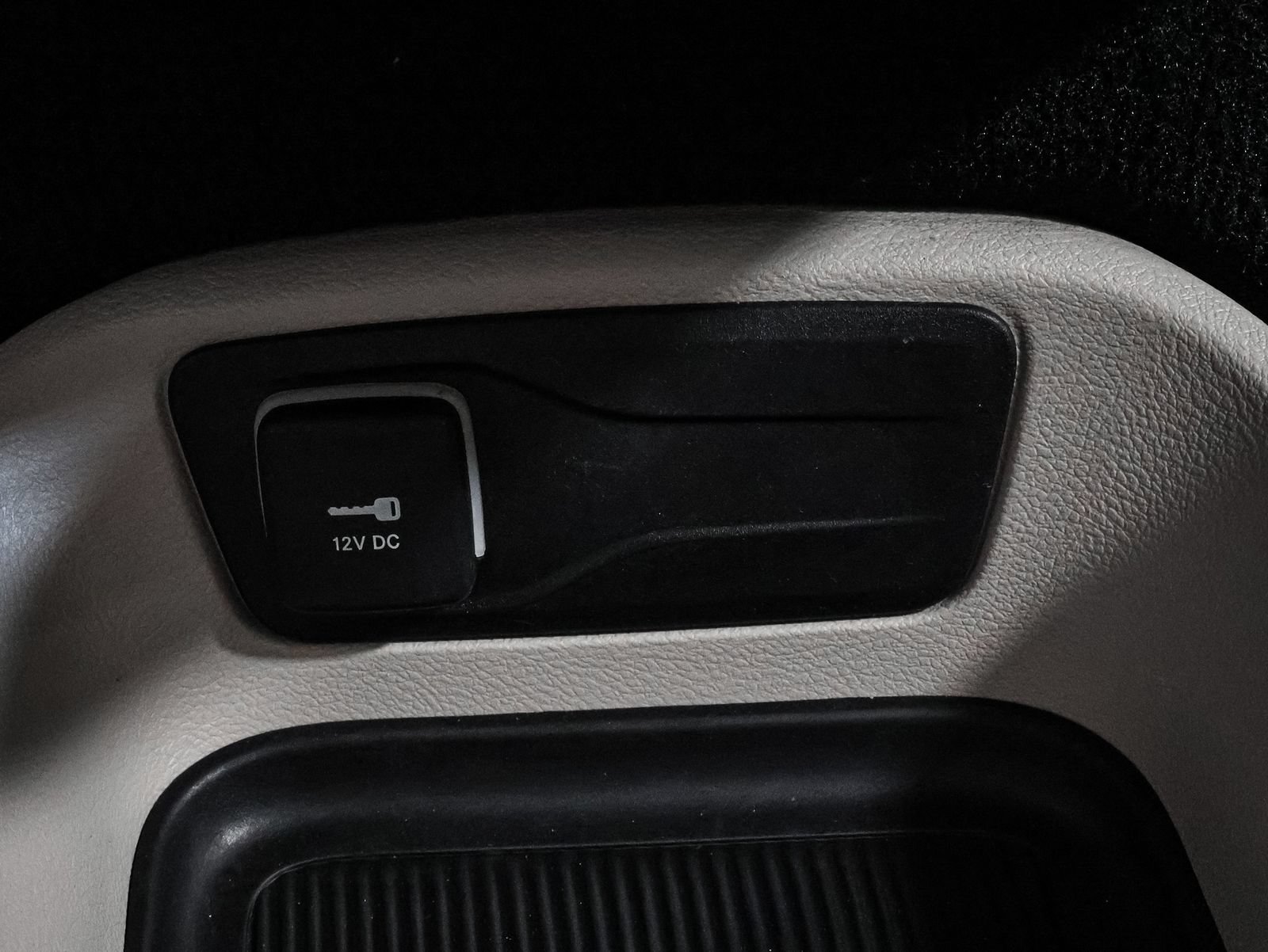 Used 2023 Chrysler Pacifica Touring-L FWD image 29