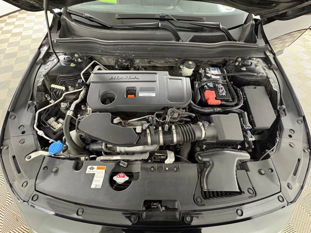 Used 2018 Honda Accord Sport image 30