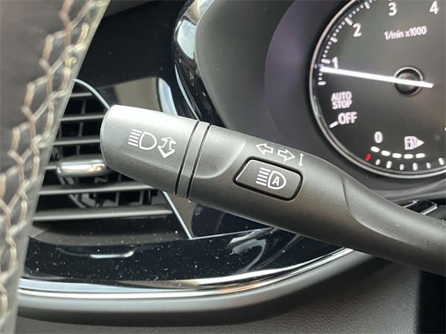 Used 2022 Buick Envision Avenir w/ Technology Package II image 24