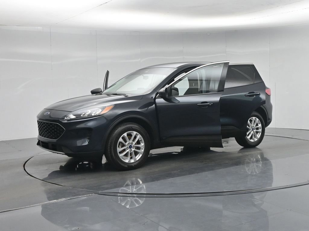 Certified 2022 Ford Escape SE w/ Cold Weather Package AWD/4WD image 34