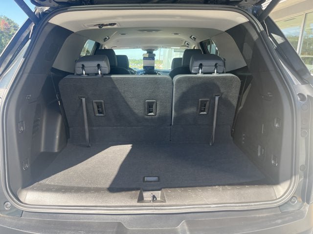 Used 2021 Chevrolet Traverse LT FWD image 12