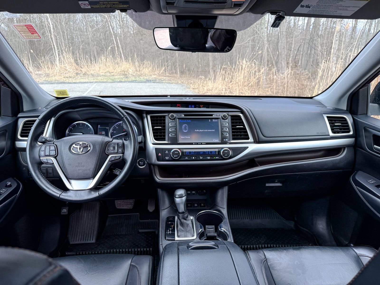 Used 2019 Toyota Highlander XLE AWD/4WD image 23