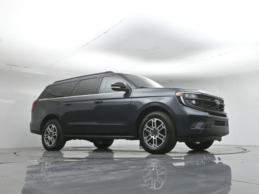 Certified 2025 Ford Expedition Max Active AWD/4WD image 4