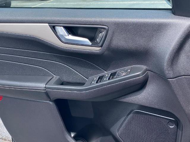 Certified 2022 Ford Escape SEL image 19