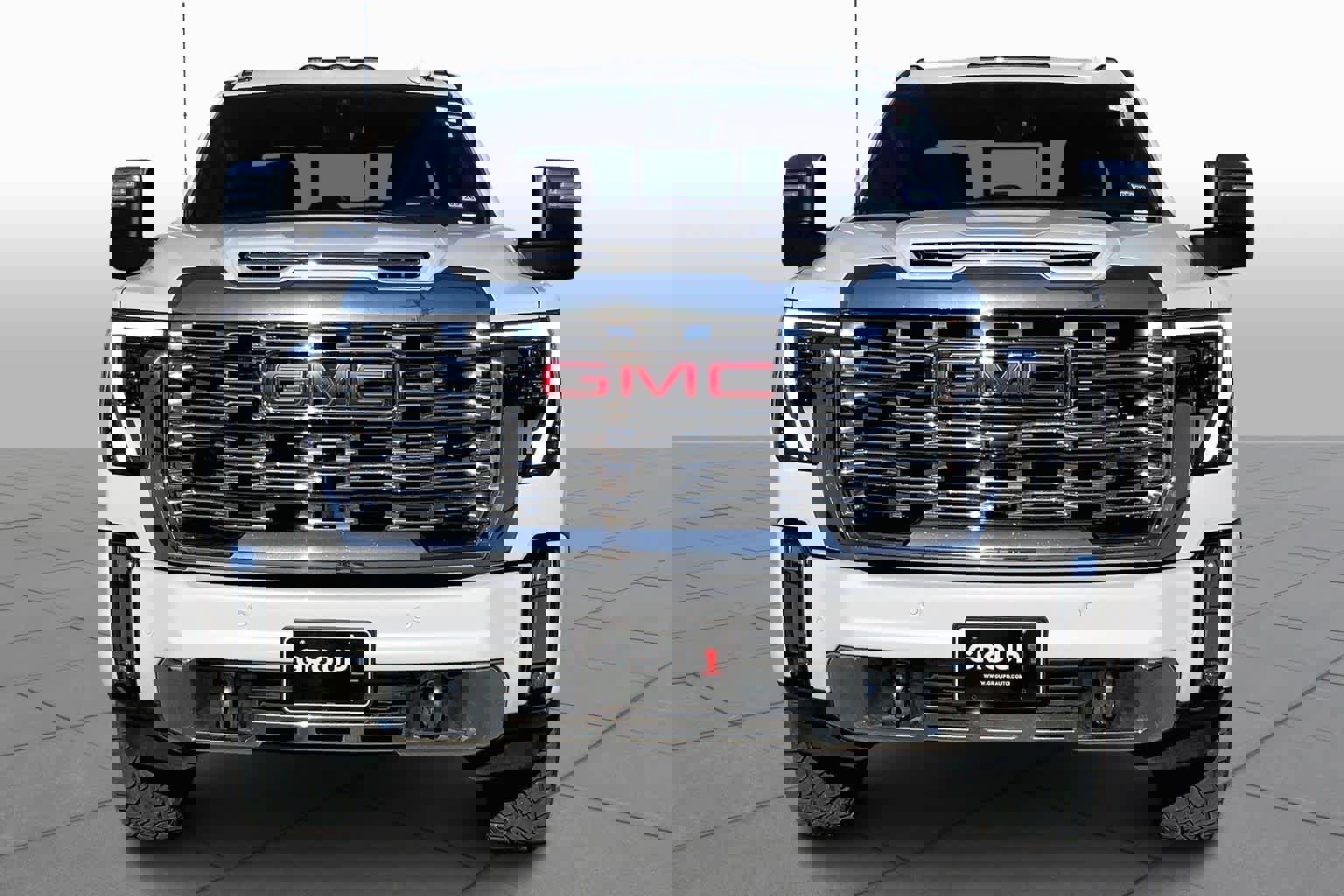 Used 2024 GMC Sierra 2500 Denali w/ Denali Reserve Package image 3