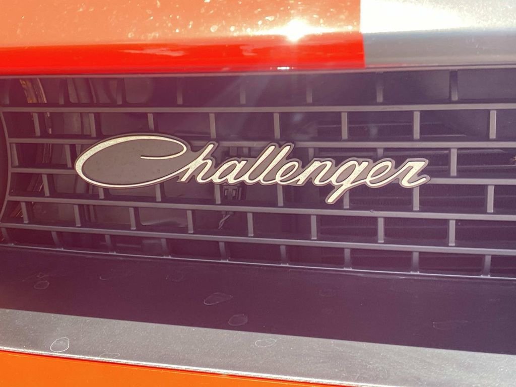 Used 2022 Dodge Challenger R/T Scat Pack RWD image 9