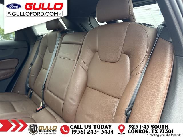 Used 2021 Volvo XC60 T5 Momentum w/ Advanced Package FWD image 13