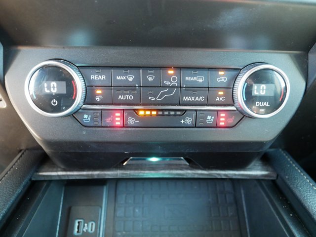 Certified 2020 Ford Expedition Limited w/ Special Edition Package AWD/4WD image 26
