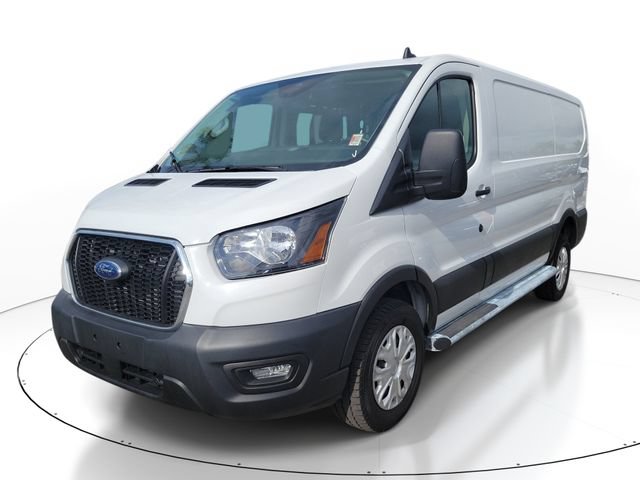 Certified 2025 Ford Transit 250 Low Roof w/ Exterior Upgrade Package RWD image 4