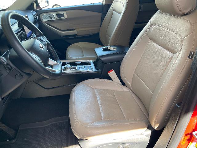 Certified 2022 Ford Explorer Limited w/ Equipment Group 301A RWD image 17