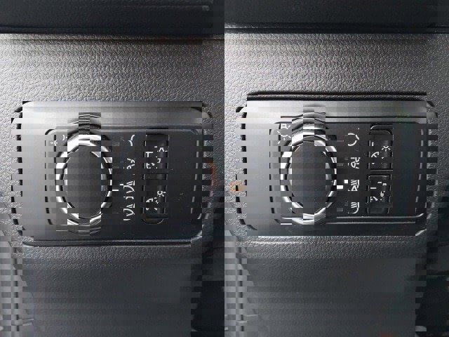 Certified 2025 Ford Escape ST-Line image 16