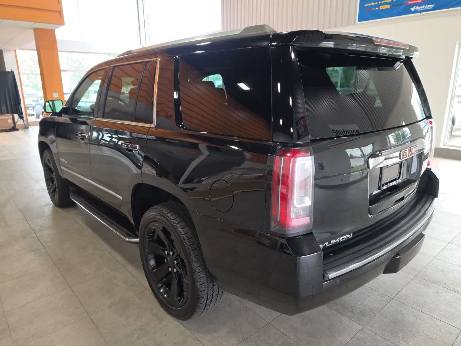 Used 2020 GMC Yukon Denali AWD/4WD image 10
