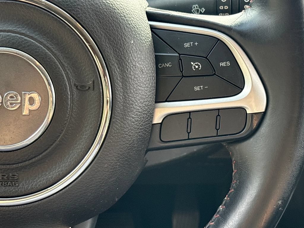 Used 2018 Jeep Compass Trailhawk w/ Popular Equipment Group AWD/4WD image 21