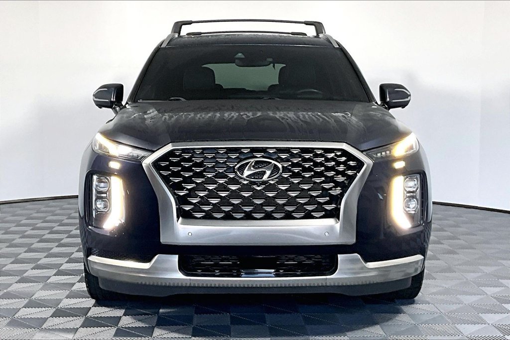 Used 2022 Hyundai Palisade Calligraphy FWD image 3