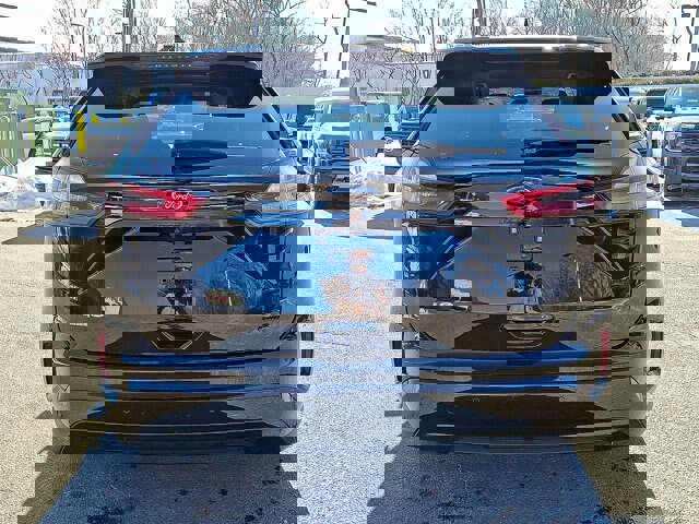 Certified 2022 Ford Edge SE w/ Black Appearance Package image 7