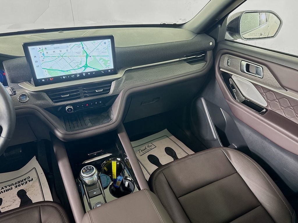 Certified 2025 Ford Explorer Platinum w/ Ultimate Package image 26