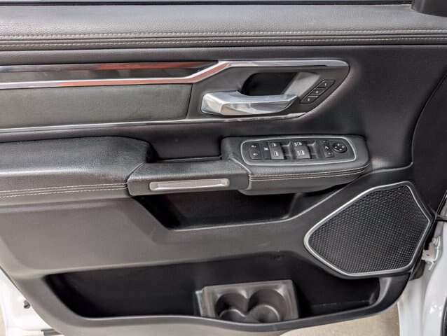Used 2020 RAM 1500 Laramie w/ Sport Appearance Package AWD/4WD image 13