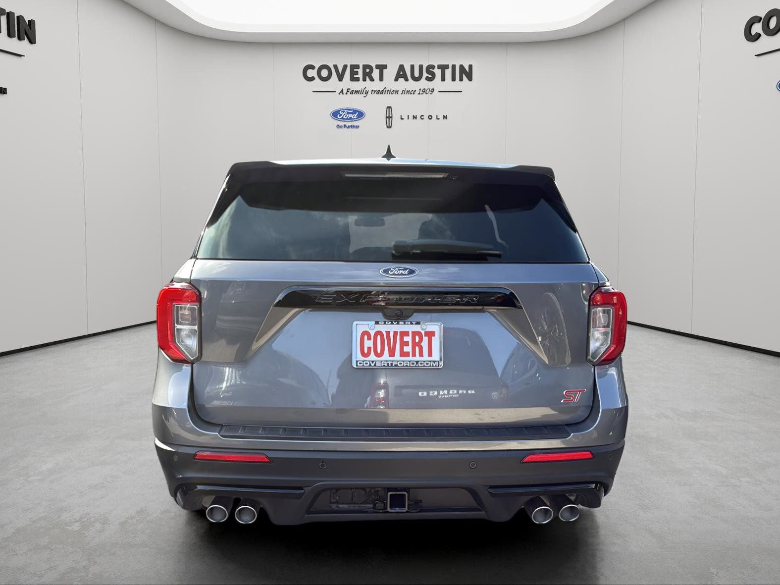 Certified 2022 Ford Explorer ST w/ Equipment Group 401A image 4