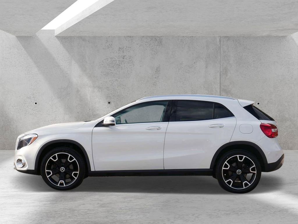 Used 2018 Mercedes-Benz GLA 250 4MATIC image 5