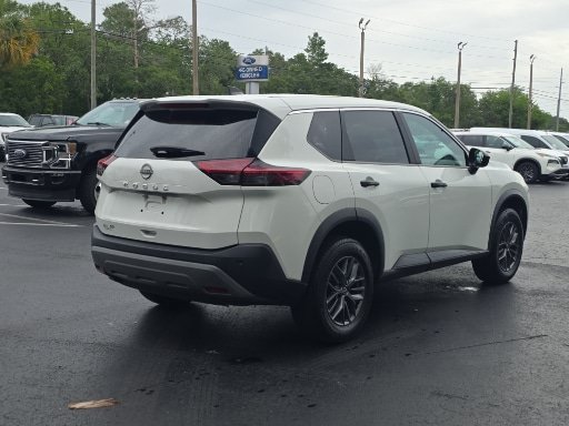 Used 2023 Nissan Rogue S FWD image 7