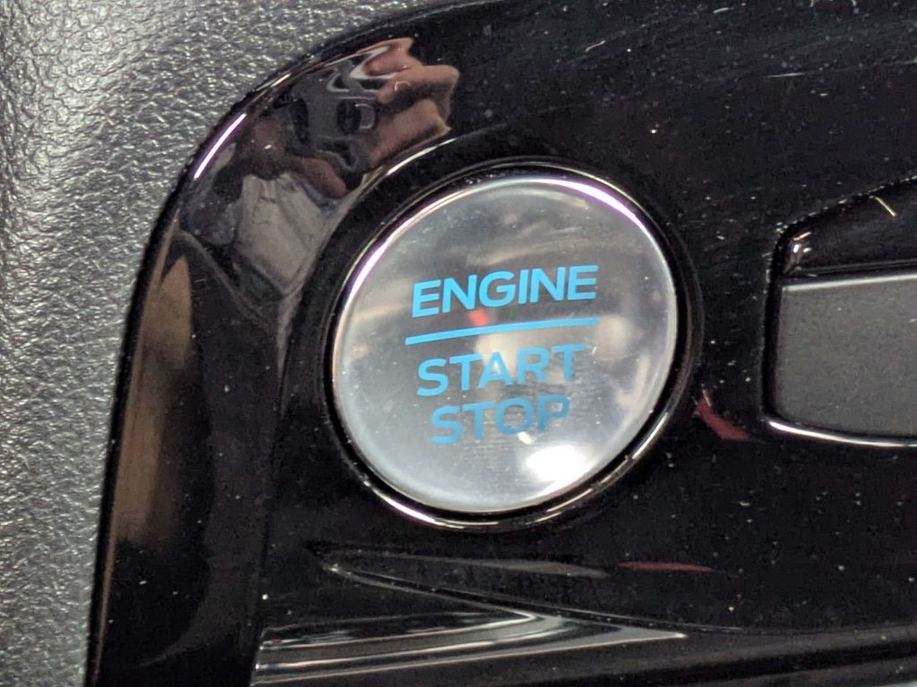 Certified 2023 Ford Escape ST-Line w/ Tech Pack #1 FWD image 33