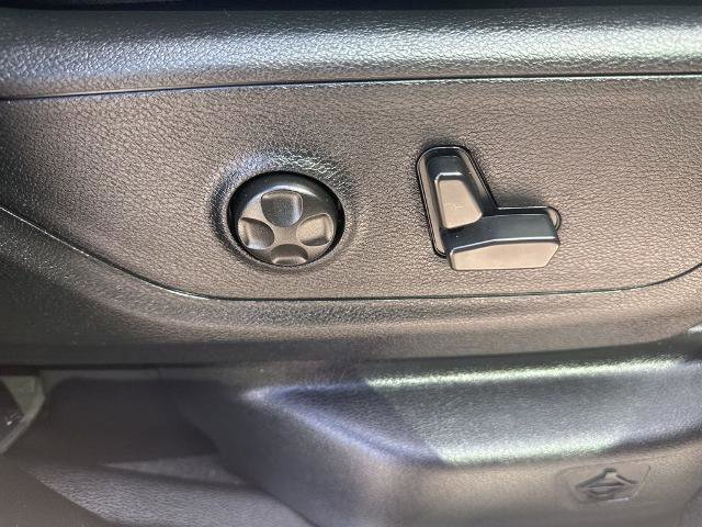 Used 2025 RAM 1500 RHO AWD/4WD image 35