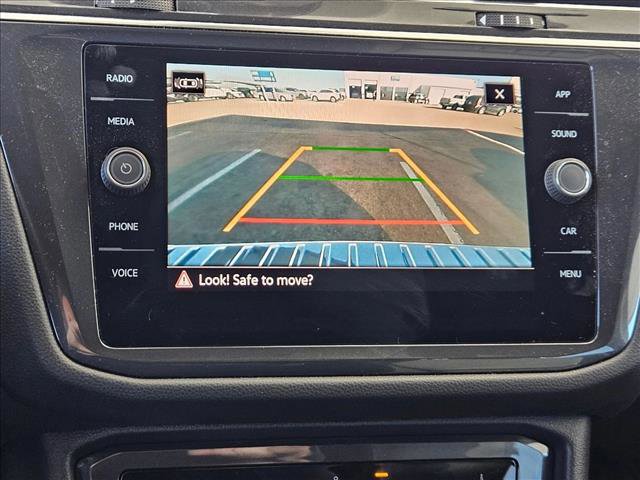 Used 2022 Volkswagen Tiguan SE R-Line image 18