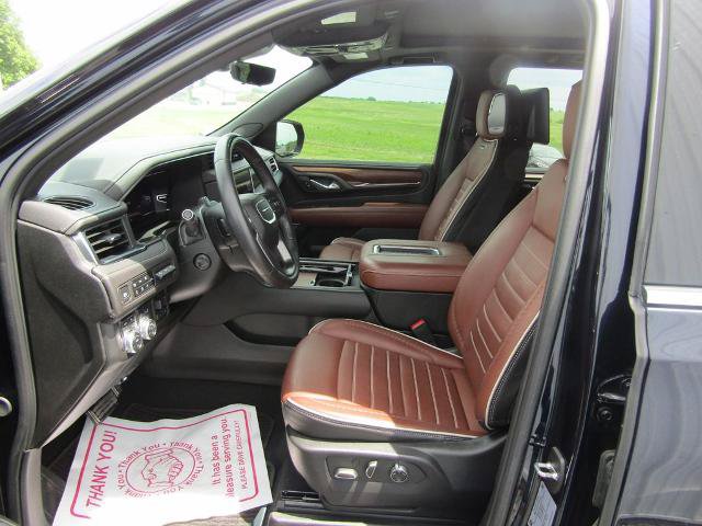 Used 2024 GMC Yukon Denali Ultimate AWD/4WD image 33