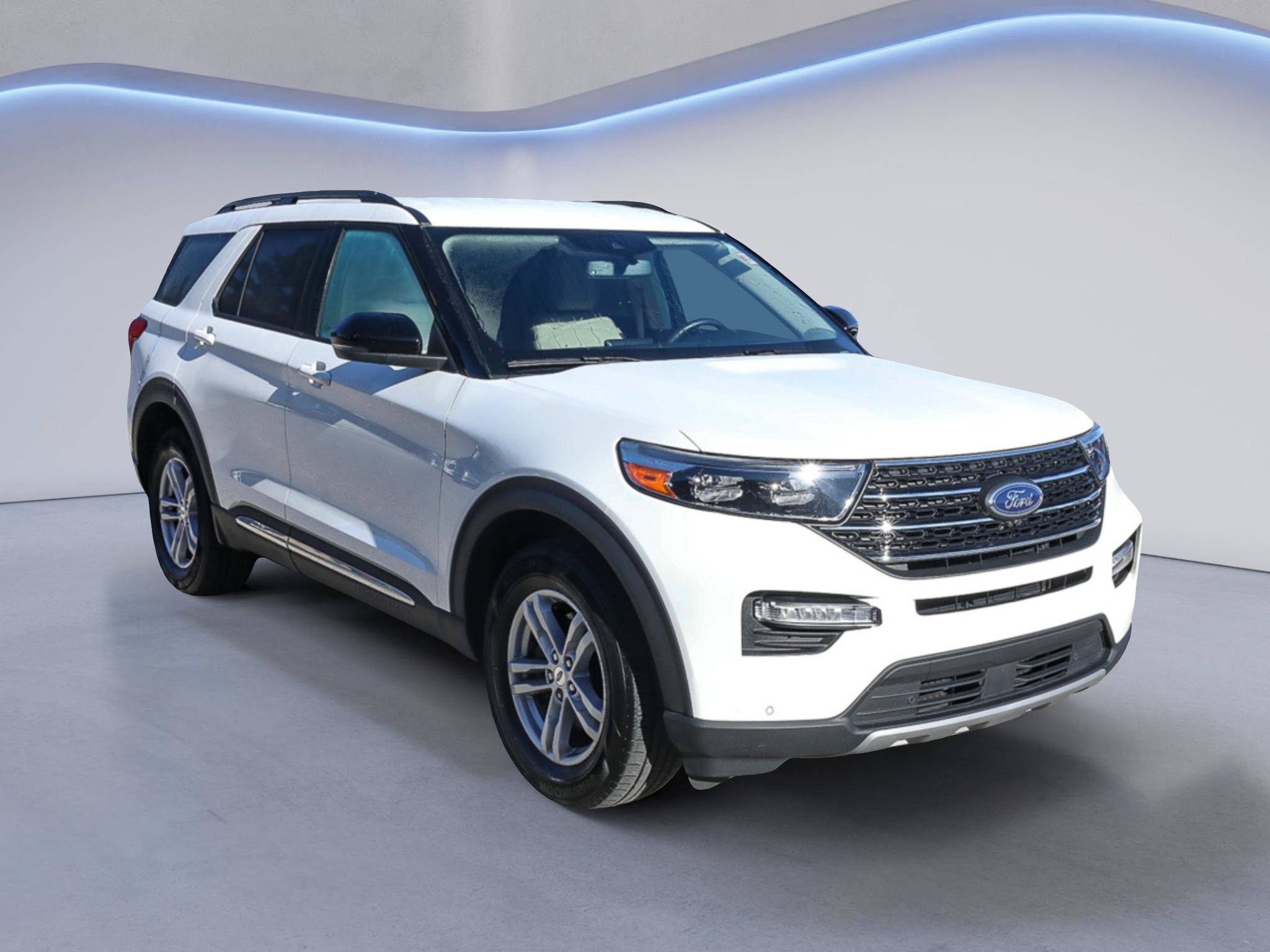 Certified 2023 Ford Explorer XLT w/ Equipment Group 202A
