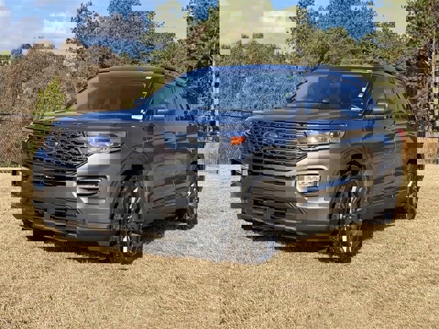 Certified 2021 Ford Explorer XLT w/ Equipment Group 202A image 45