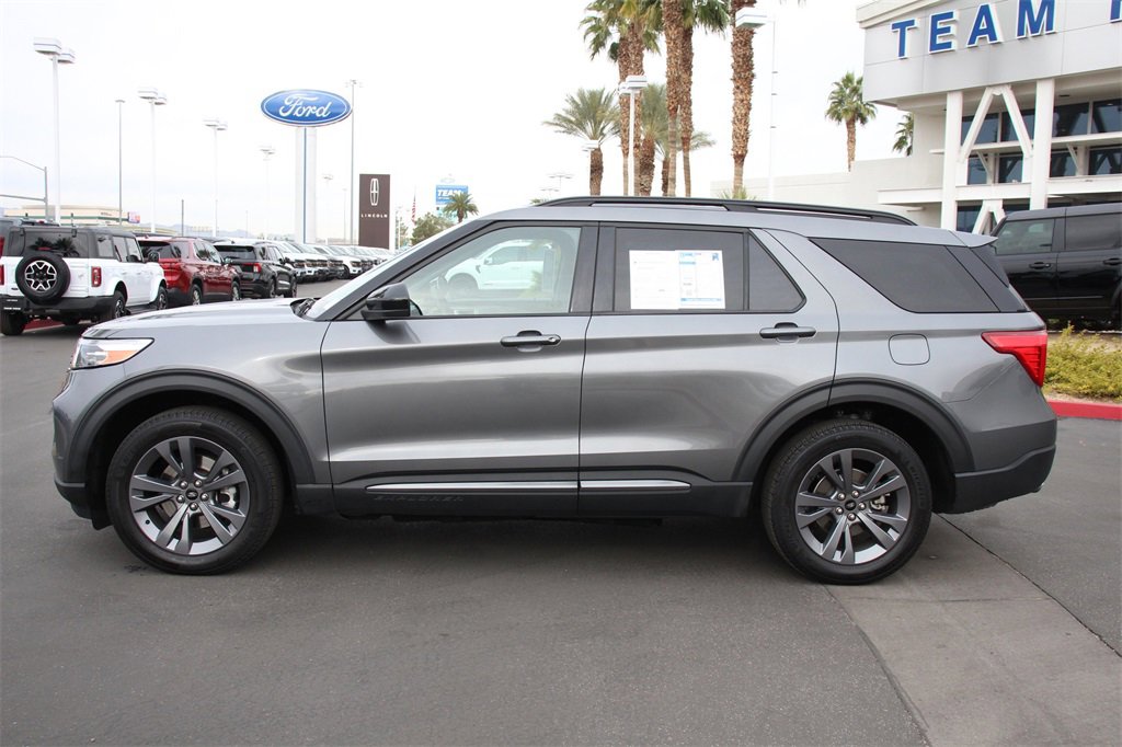 Certified 2023 Ford Explorer XLT w/ Equipment Group 202A image 4
