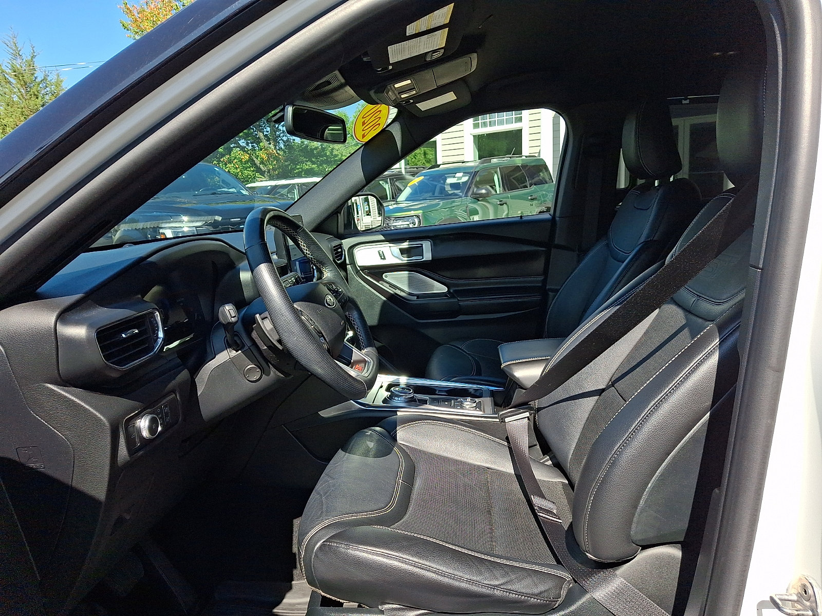 Certified 2020 Ford Explorer ST w/ ST Street Pack AWD/4WD image 15