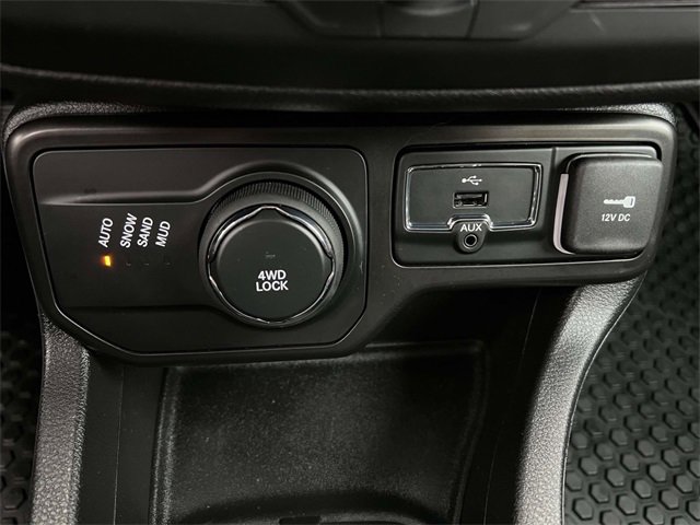 Used 2020 Jeep Renegade Latitude image 22